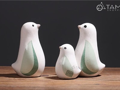 Tượng chim gốm trắng cánh xanh lá Bắc Âu TCV-CHIM-02